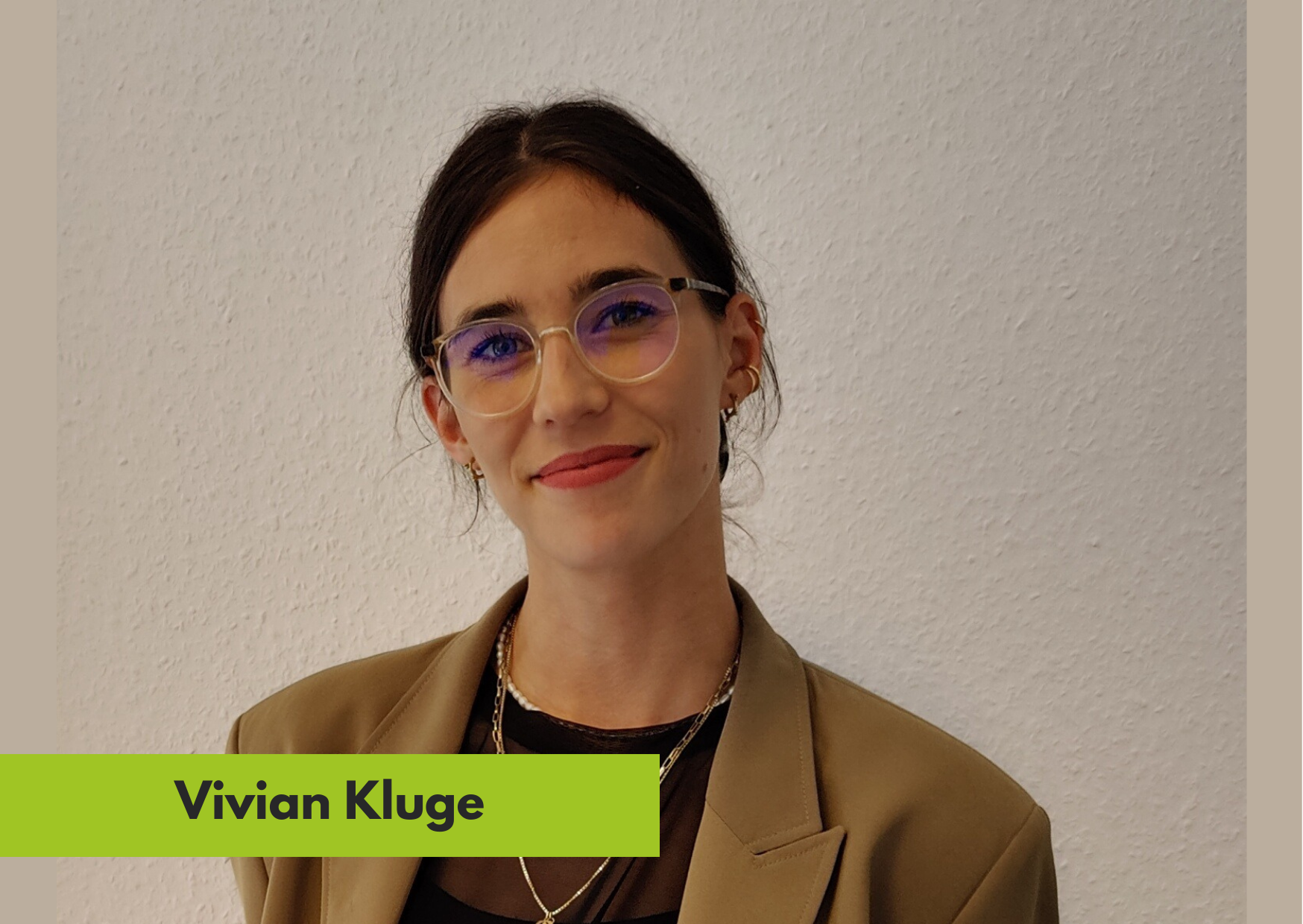 Porträt von Vivian Kluge.