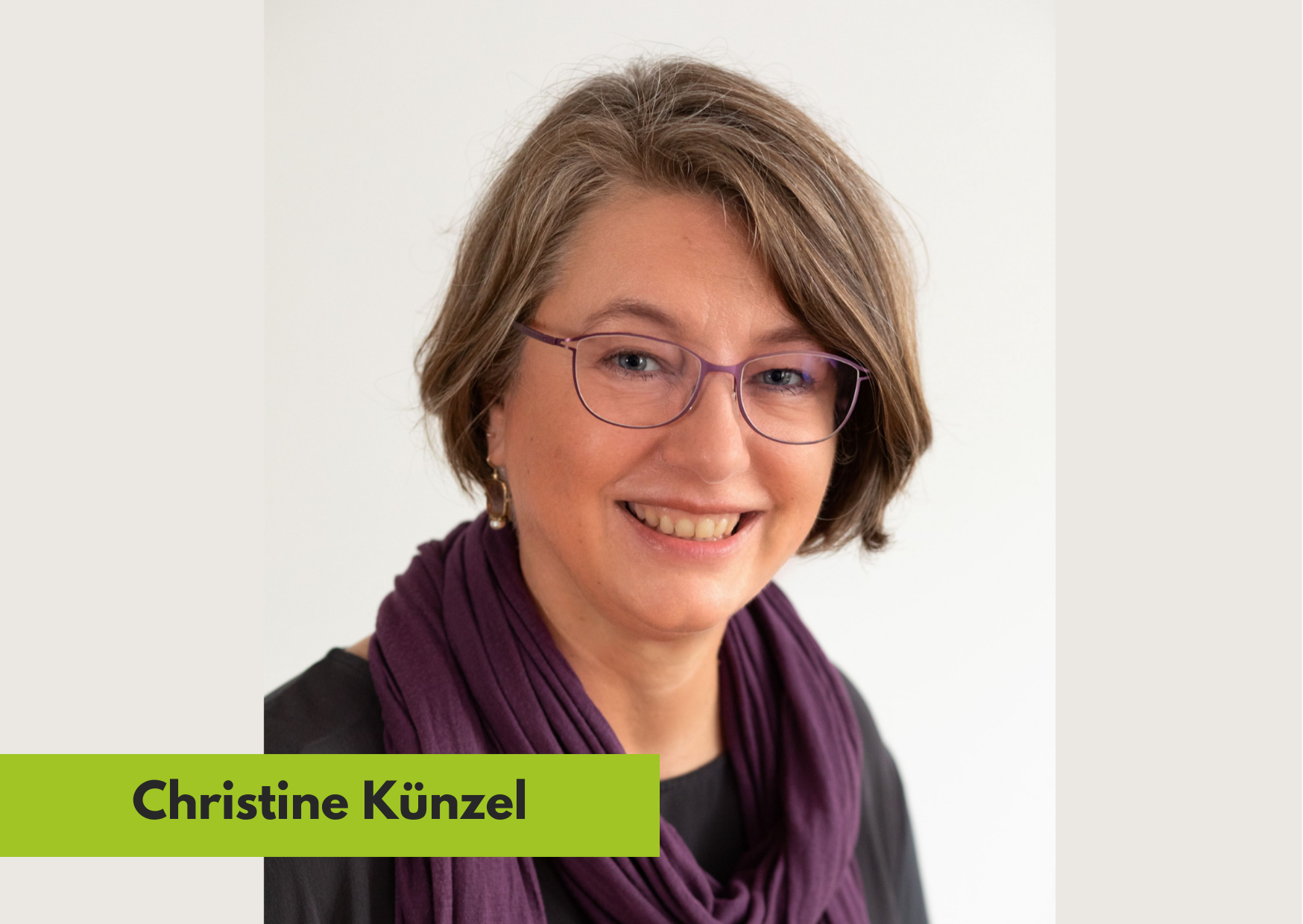Porträt von Christine Künzel.