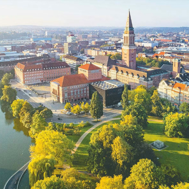 Die Kieler Innenstadt von oben.