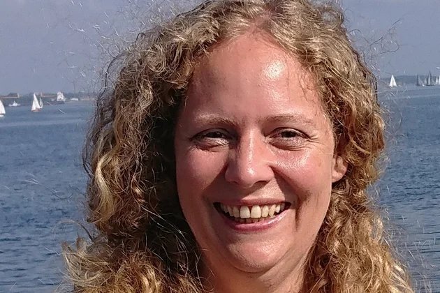 Porträt von Stefanie Sudhaus.