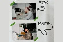 Heino Schomaker und Martin Kastranek sitzen in den 90er Jahren am PC