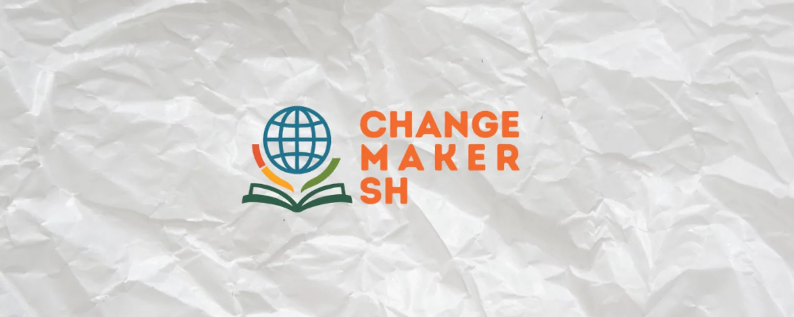 Das Logo von Changemaker SH befindet sich auf einem Hintergrund, der wie zerknittertes Papier aussieht.